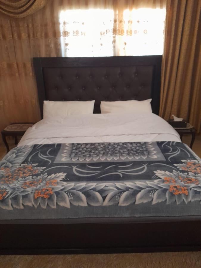 Hotel Moon House Wadi Musa Esterno foto